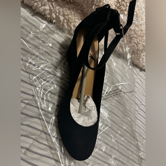 AMERICAN RAG - Picture 1 of 3